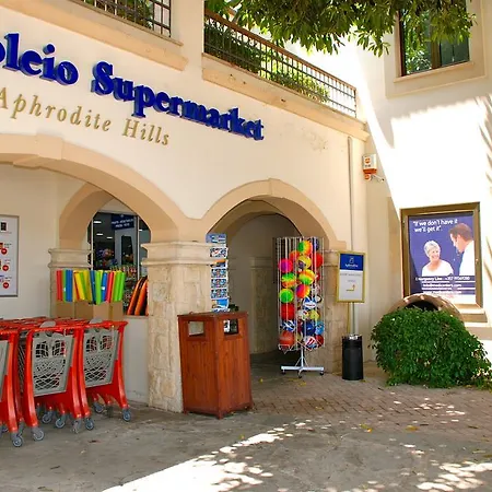 Beautiful Villa Pera With Private Pool And Lovely Gardens, Aphrodite Hills *