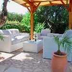 Villa Beautiful Villa Pera With Private Pool And Lovely Gardens, Aphrodite Hills *