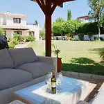 Beautiful Villa Pera With Private Pool And Lovely Gardens, Aphrodite Hills * קוקליה