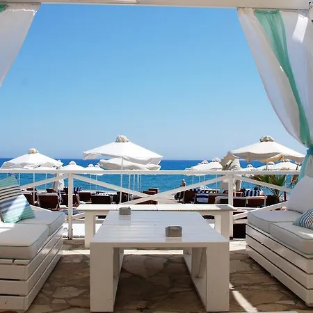 Beautiful Villa Pera With Private Pool And Lovely Gardens, Aphrodite Hills Kouklia