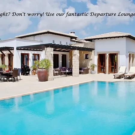 Beautiful Villa Pera With Private Pool And Lovely Gardens, Aphrodite Hills Kouklia