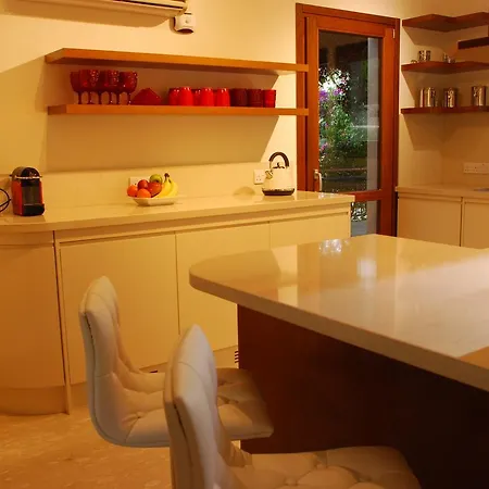 Beautiful Villa Pera With Private Pool And Lovely Gardens, Aphrodite Hills