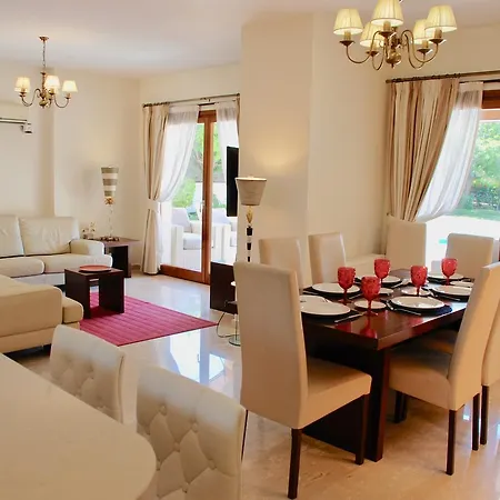 Villa Beautiful Villa Pera With Private Pool And Lovely Gardens, Aphrodite Hills