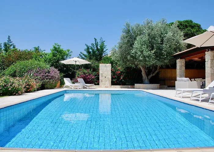 Beautiful Villa Pera With Private Pool And Lovely Gardens, Aphrodite Hills Villa