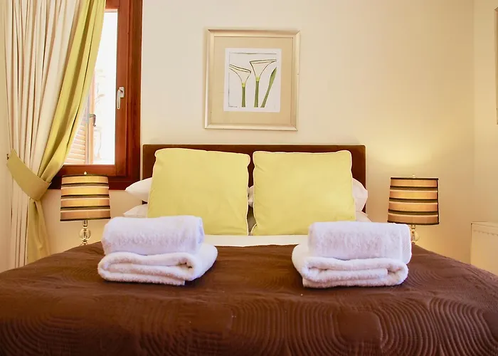 Beautiful Villa Pera With Private Pool And Lovely Gardens, Aphrodite Hills Villa