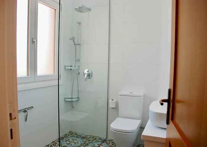 Beautiful Villa Pera With Private Pool And Lovely Gardens, Aphrodite Hills Villa