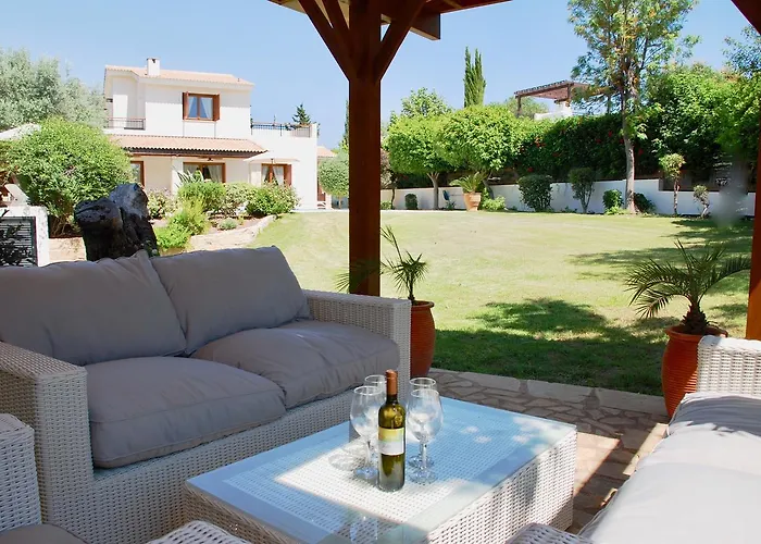 Beautiful Villa Pera With Private Pool And Lovely Gardens, Aphrodite Hills * Kouklia